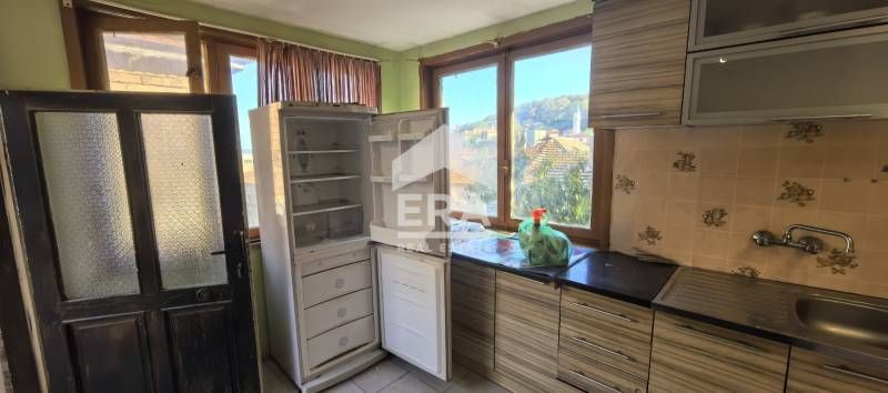 Дава се под наем Етаж от къща в Варна, Аспарухово - 60 кв.м за 281 € - Снимка #10