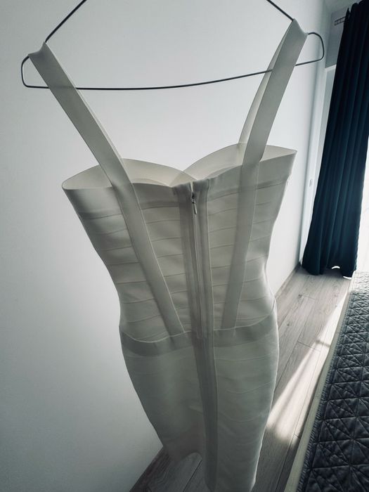 Rochie scurta de mireasă