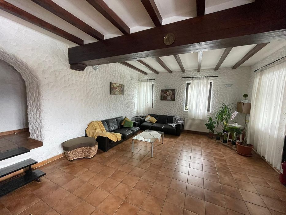 Închiriere Vila la Predeal /SAUNA-CIUBAR- nu mai avem de Revelion și C