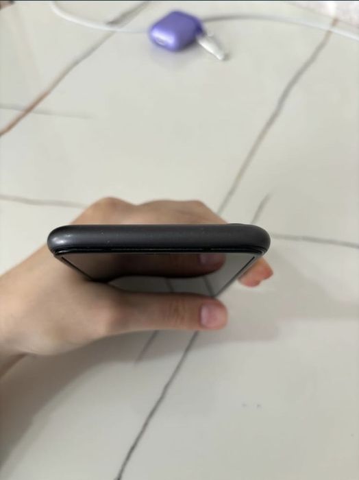 Обменяю Айфон 11