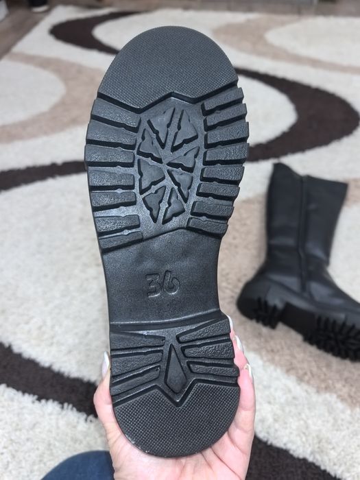 Нови ботуши, 36 номер!