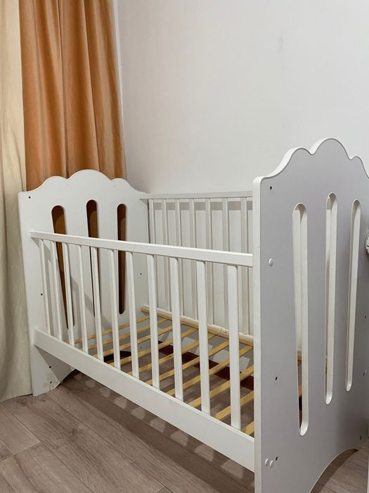 Продам кроватку детскую