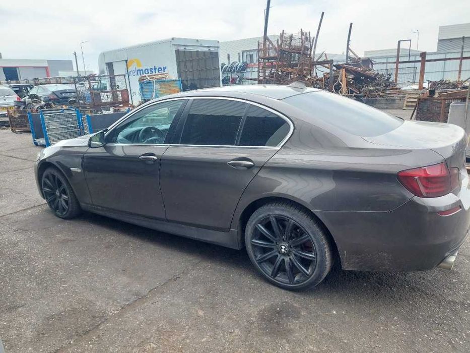 Dezmembram BMW F10 M pachet 3.0 d 258 cp An 2013
Cod motor N57D30A