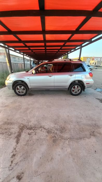 Продам Mitsubishi autlander