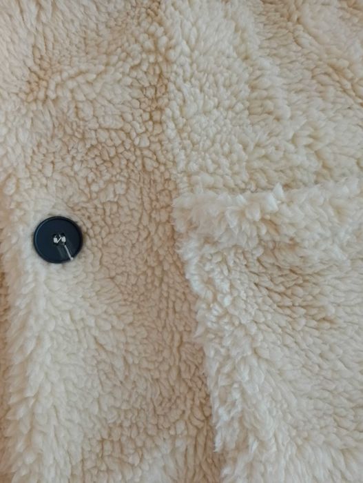 Палто,Ново, размер М, цвят бежов,50лв