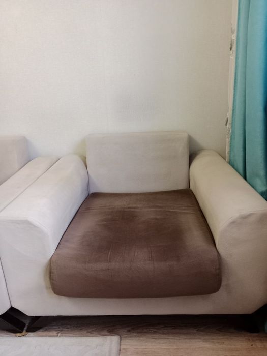 Диван в хорошем состояний