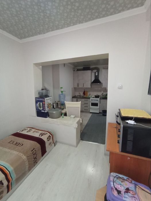 Продается двухкомнатная квартира на массиве Водник