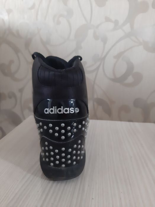 Продам кроссовки, б/у, Адидас, оригинал