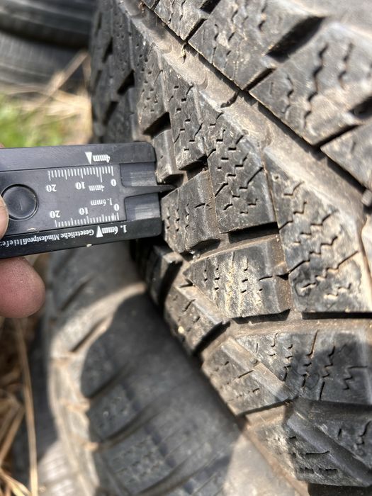 4 зимни гуми continental suv  235 65 17 6mm