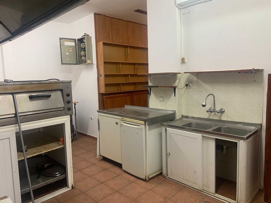 Продава се Магазин в Карлово - 160 кв.м за 1225 €/кв.м - Снимка #8