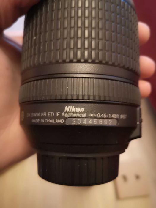 obiectiv dslr nikon af-s dx nikkor 18 - 140