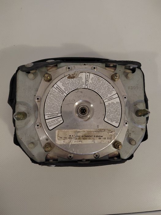 Аербег за четири лъчов волан - Фолксваген Пасат 4,5 и Голф 4-15лв