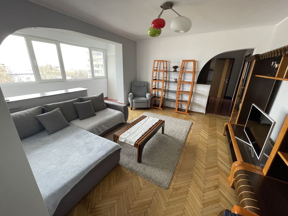 Chirie apartament 3 camere Pajura