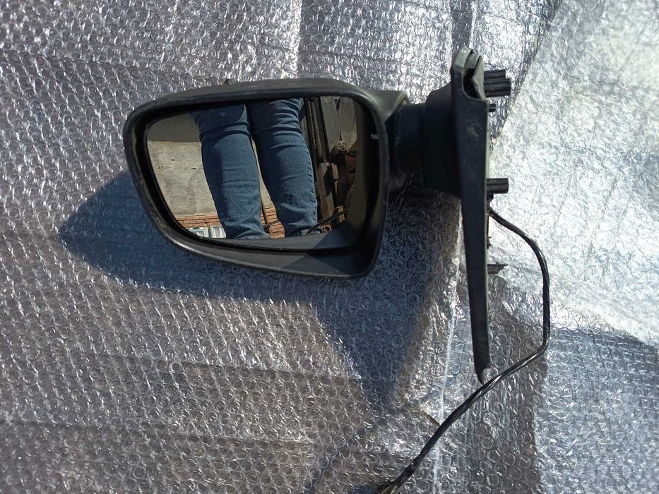 oglinda stanga dacia