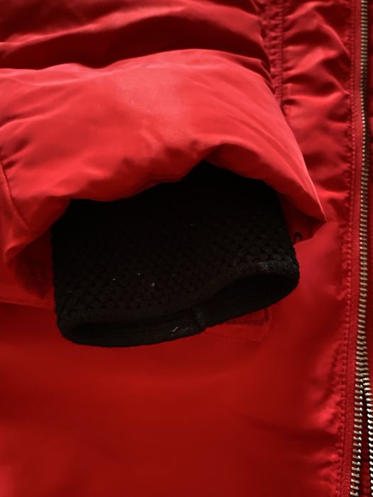 Продаю  Зимние куртки