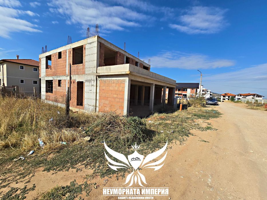 Продава се Къща в Асеновград - 391 кв.м за 550 €/кв.м - Снимка #3