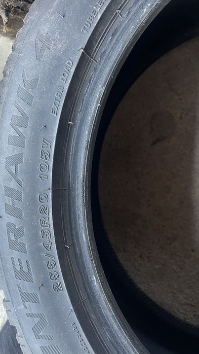 Anvelope de iarna-2 buc  FIRESTONE 255/45R20 105V