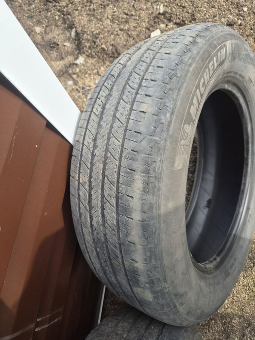 Продам летние шины Мишлен 225/65/17