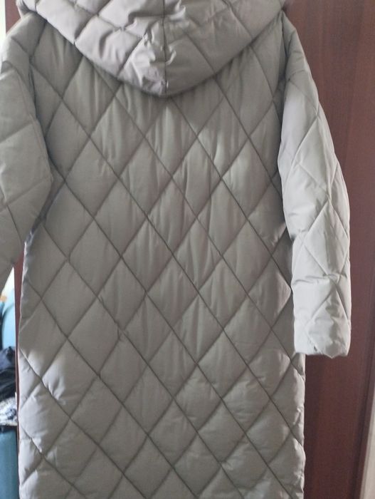 Продам женскую куртку