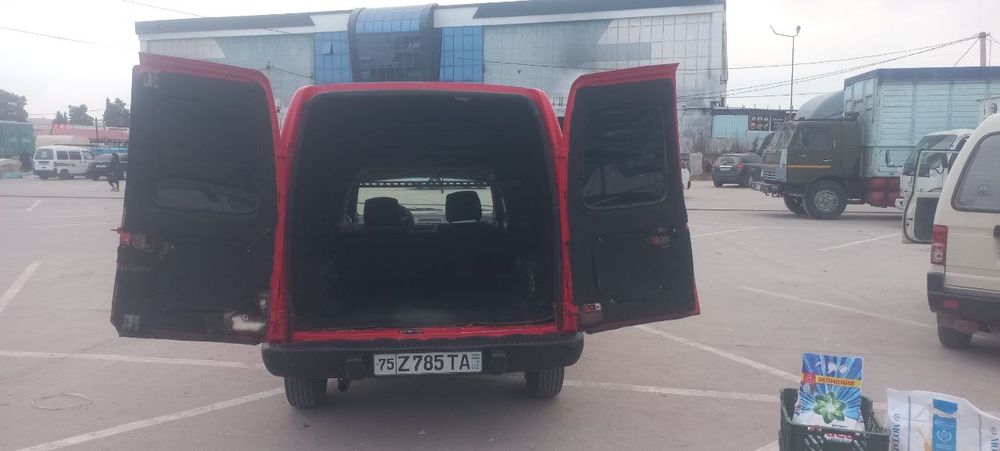 OPEL COMBO sotiladi