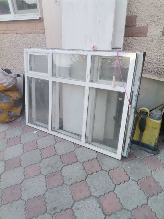 Продам оконный блок. Деревянный