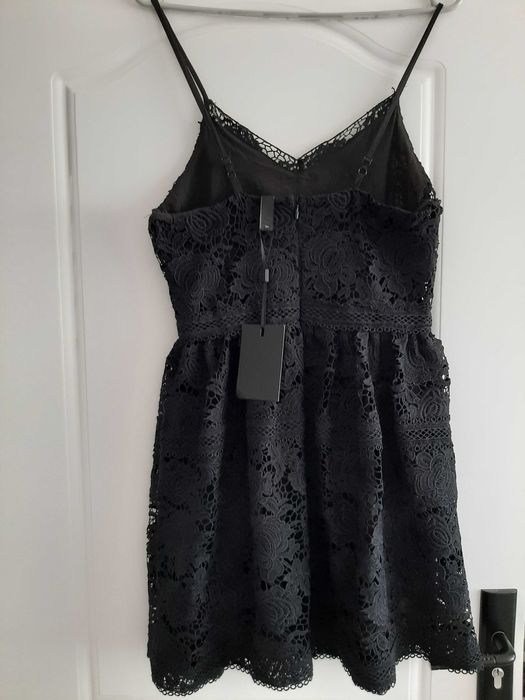 Малка черна рокля, размер XS