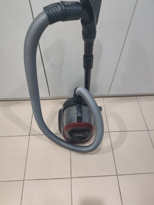 Продам пылесос Самсунг