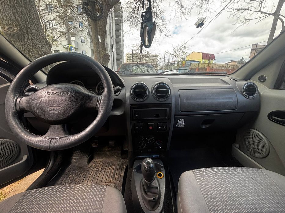 Dacia logan MCV laureat