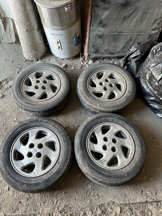 Продам титаны на ниссан