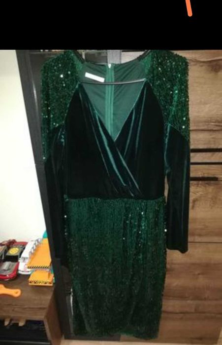 Rochie verde cu paiete