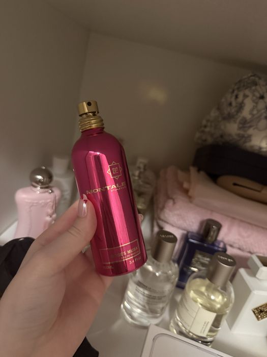 Продам  два парфюма оригинал