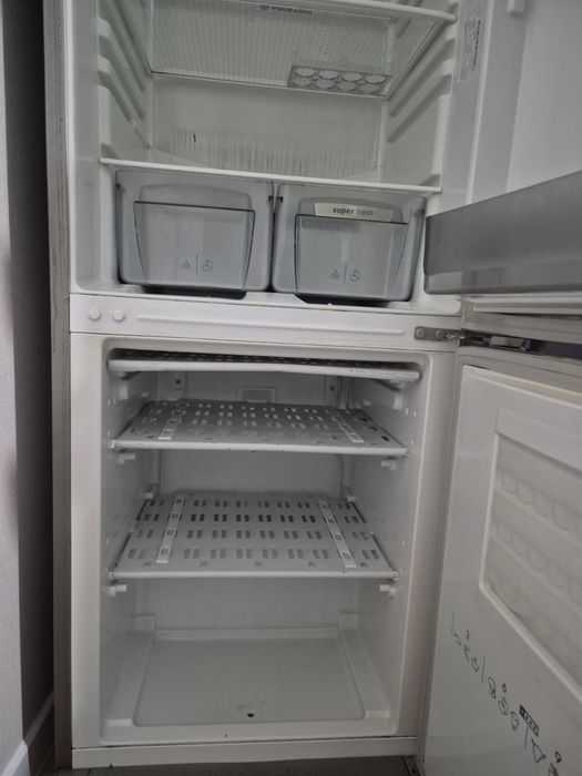 Холодилник срочна продожа