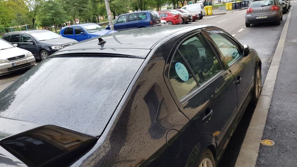 covorase skoda octavia tour din cauciuc ,deflector capota,capace roti