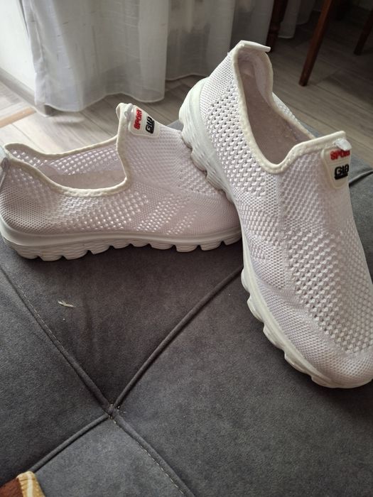 Продам летние туфли