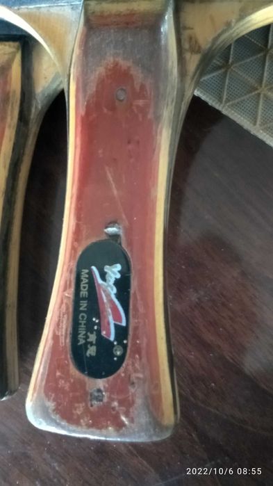 Ракетки для  тенниса 2 штуки.