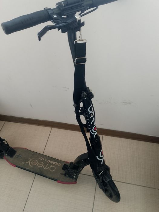 самокат  Ateox Grand Lux черный