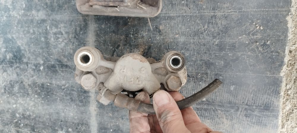 Kилометраж/предни и задни спирачни апарати Toyota rav 4