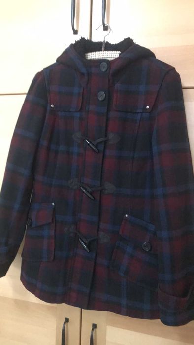 Карирано дамско/тийнеджърско зимно вълнено палто  с качулка, размер S