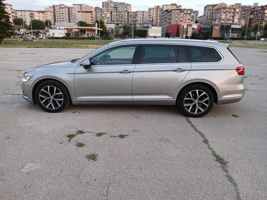 Продавам VW Passat 2.0 TDI DIGITAL