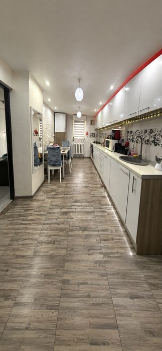 Apartament de vanzare.