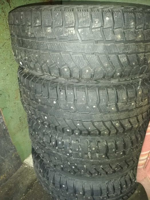 Зимняя шипованная резина