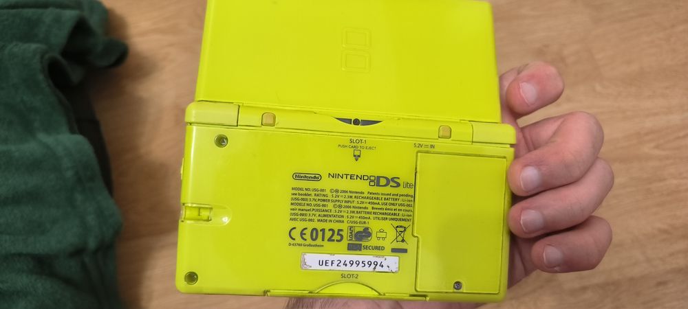 Nintendo ds lite verde deschis
