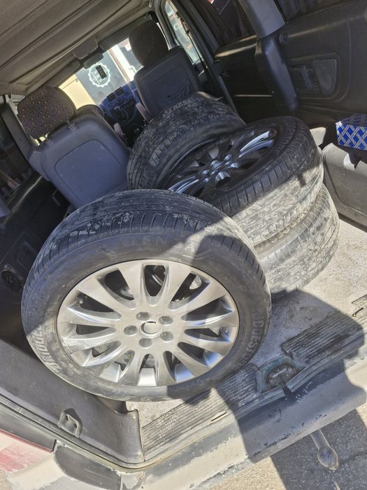 Продам комплект колес