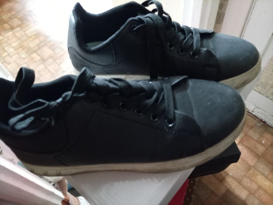 кеды кроссовки ..