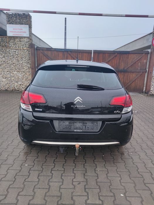 Citroen C4 1.6 hdi 100 cp an 2016 euro 6 /Navi
