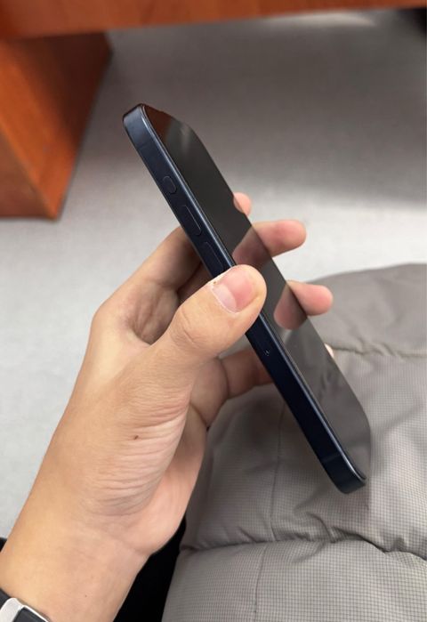 Обмен Iphone 15 pro + apple watch 5