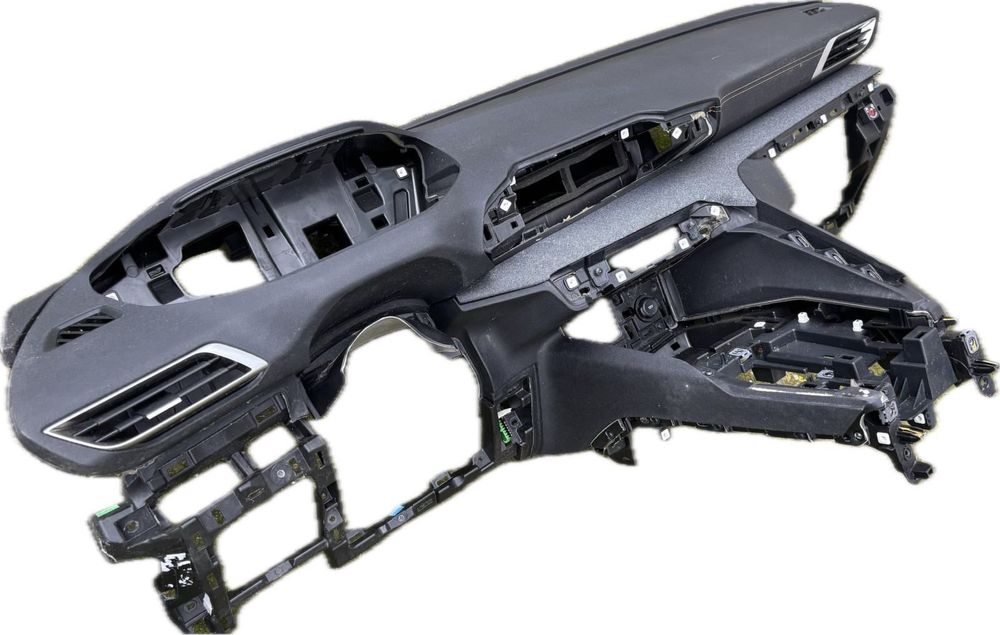 Арматурно табло за пежо 5008 фейслифт след 2021