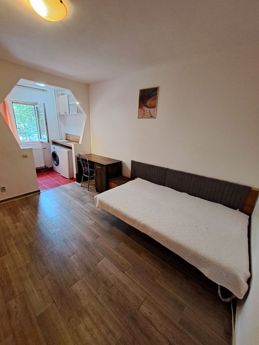 Proprietar-inchiriez garsoniera in Complexul studentesc Timisoara