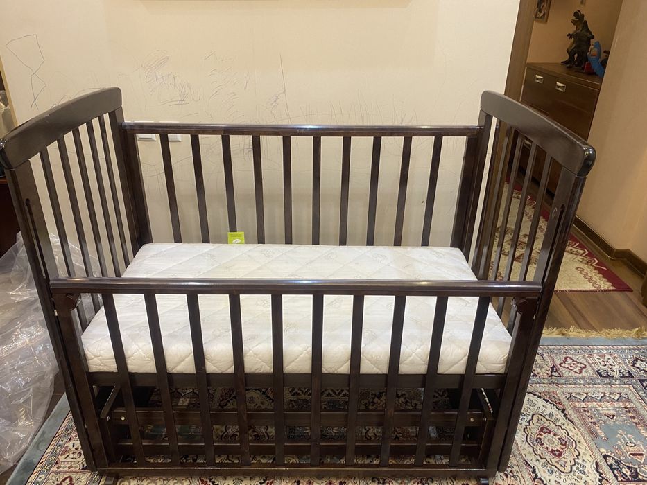 Продам детскую кровать