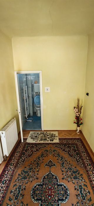 Închiriez casa Lazaret-Resita